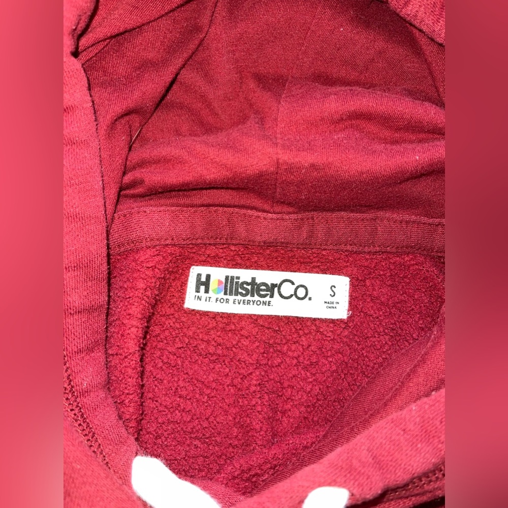 Hollister Burgundy Pullover Hoodie - Picture 3 of 3
